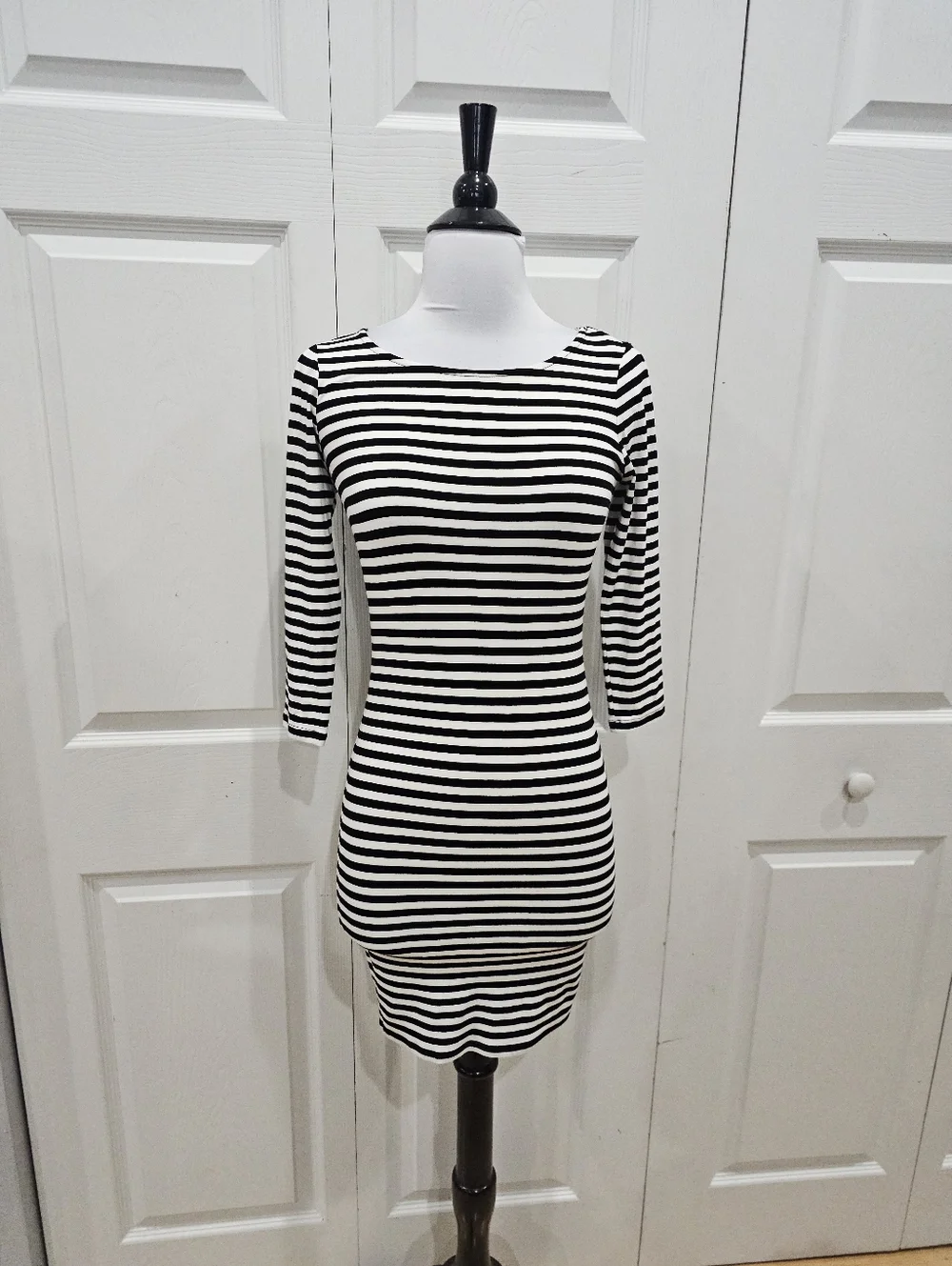 Forever 21 Black & White Striped Bodycon 3/4 Sleeve Basic Stretchy Dress S - Picture 9 of 9
